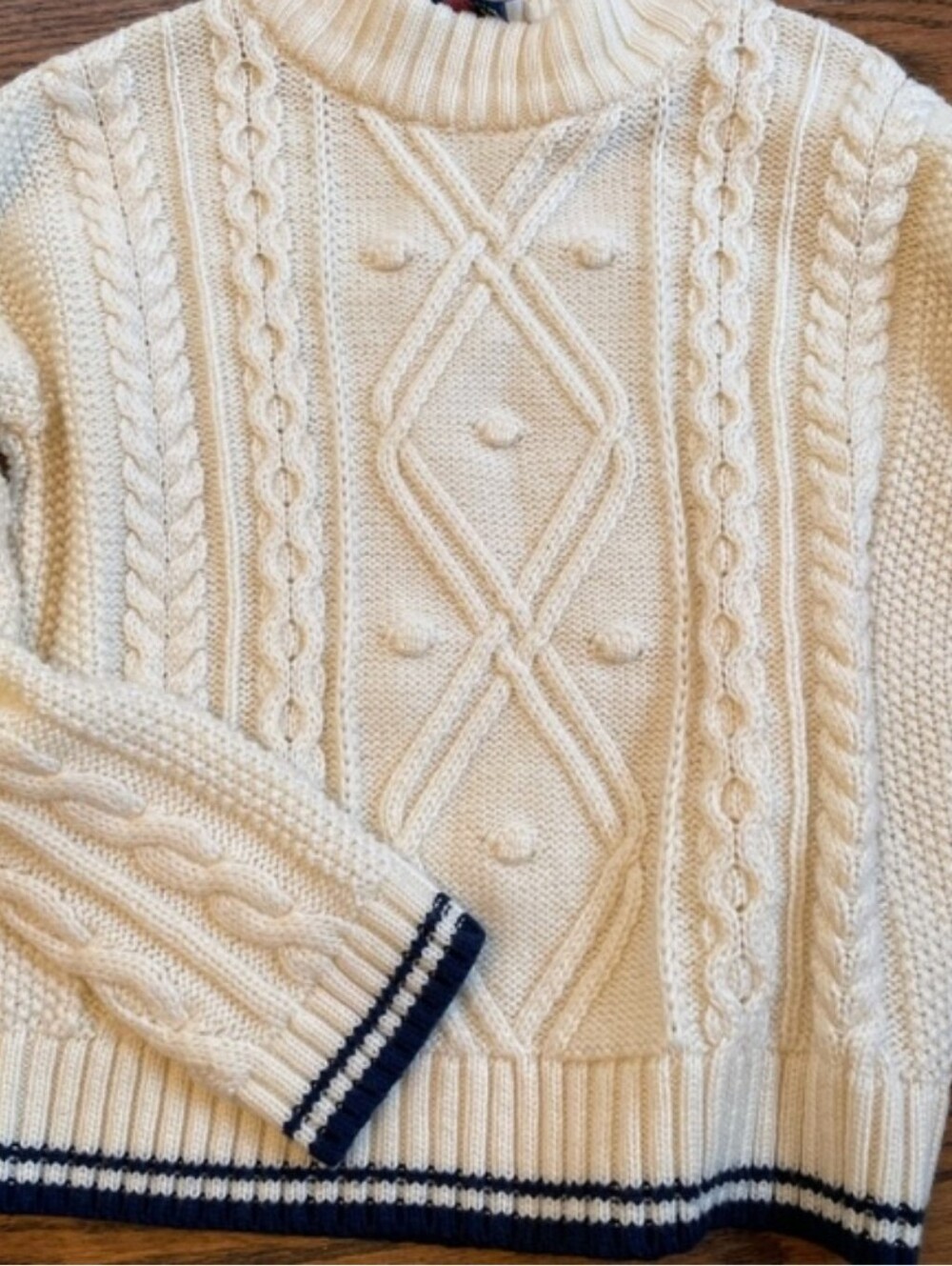 Vineyard Vines Kids Cream Fisherman Cable Knit Sweater with Navy Trim Sz Medium